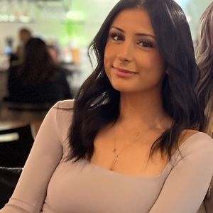 Meet your Posher, Jennifer